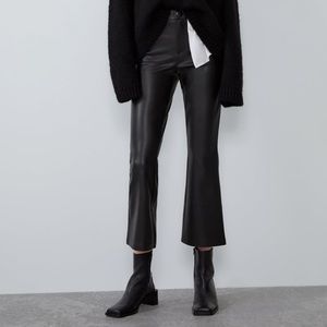 Medium Zara faux leather cropped flare leggings 🖤